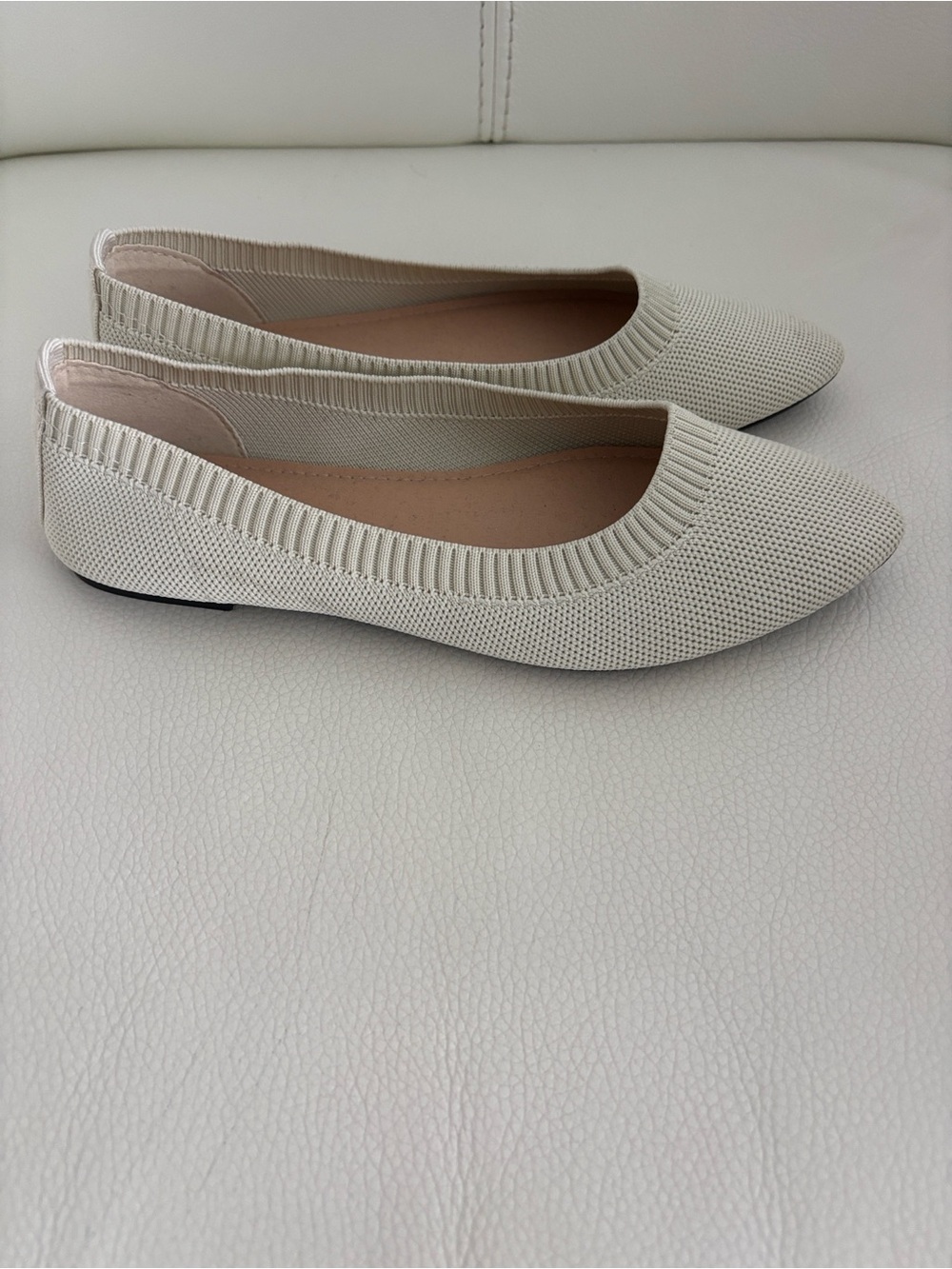 Ivory Knit Pointed Toe Ballet Flats Women’s Size 6 / EU 36